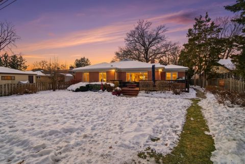 Tiny photo for 1319 Tyrell Avenue, Park Ridge, IL 60068 (MLS # 12529161)