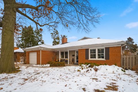 Tiny photo for 1319 Tyrell Avenue, Park Ridge, IL 60068 (MLS # 12529161)