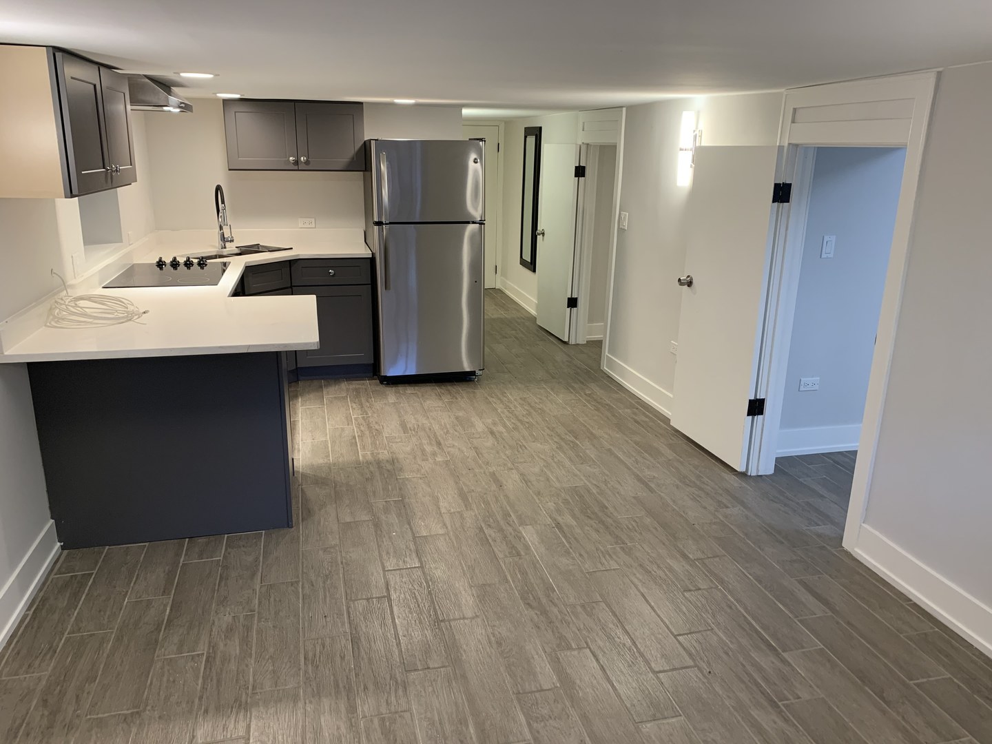 3050 N Clifton Avenue G