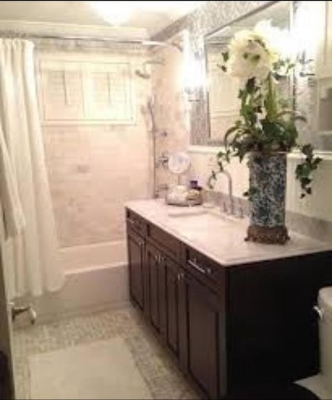 Tiny photo for 9121 Niles Center Road #2W, Skokie, IL 60076 (MLS # 12505959)