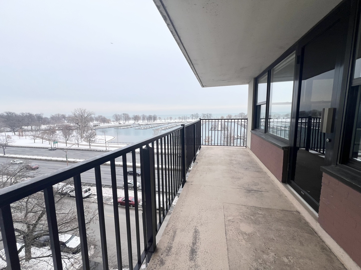 3410 N LAKE SHORE Drive 7D