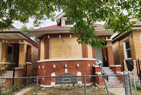 6716 S Bell Avenue Chicago IL 60636