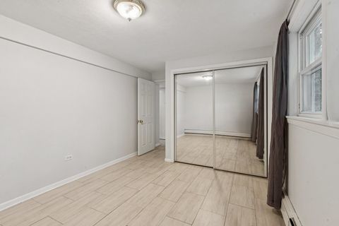 Tiny photo for 4416 N Harding Avenue #3, Chicago, IL 60625 (MLS # 12510807)