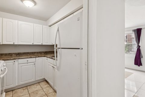 Tiny photo for 4416 N Harding Avenue #3, Chicago, IL 60625 (MLS # 12510807)
