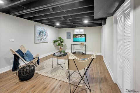 Tiny photo for 3401 N Ellen Drive, Arlington Heights, IL 60004 (MLS # 12498622)