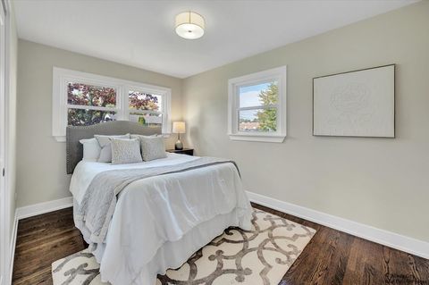 Tiny photo for 3401 N Ellen Drive, Arlington Heights, IL 60004 (MLS # 12498622)