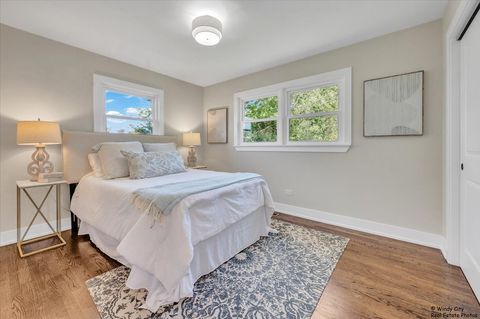 Tiny photo for 3401 N Ellen Drive, Arlington Heights, IL 60004 (MLS # 12498622)