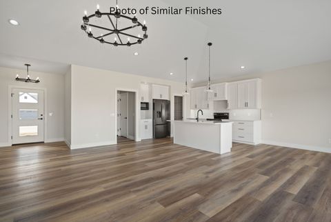 Tiny photo for 11 Viola Drive, Le Claire, IA 52753 (MLS # 100000583)