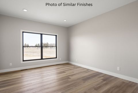 Tiny photo for 11 Viola Drive, Le Claire, IA 52753 (MLS # 100000583)