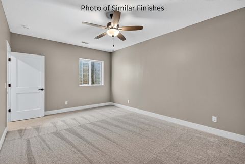 Tiny photo for 11 Viola Drive, Le Claire, IA 52753 (MLS # 100000583)