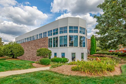 Tiny photo for 1582 Dogwood Drive, Crystal Lake, IL 60014 (MLS # 12523223)