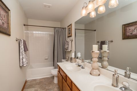 Tiny photo for 1582 Dogwood Drive, Crystal Lake, IL 60014 (MLS # 12523223)