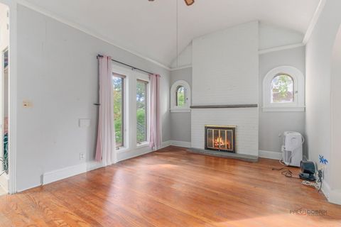 Tiny photo for 117 E Washington Avenue, Lake Bluff, IL 60044 (MLS # 12498564)