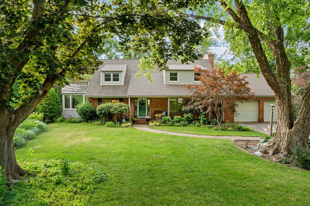 1928 BRADLEY Road
