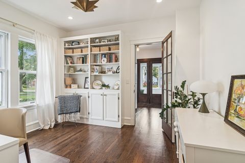 Tiny photo for 856 Oakwood Avenue, Lake Forest, IL 60045 (MLS # 12501184)