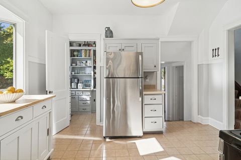 Tiny photo for 856 Oakwood Avenue, Lake Forest, IL 60045 (MLS # 12501184)