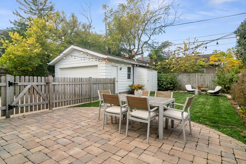 Tiny photo for 856 Oakwood Avenue, Lake Forest, IL 60045 (MLS # 12501184)