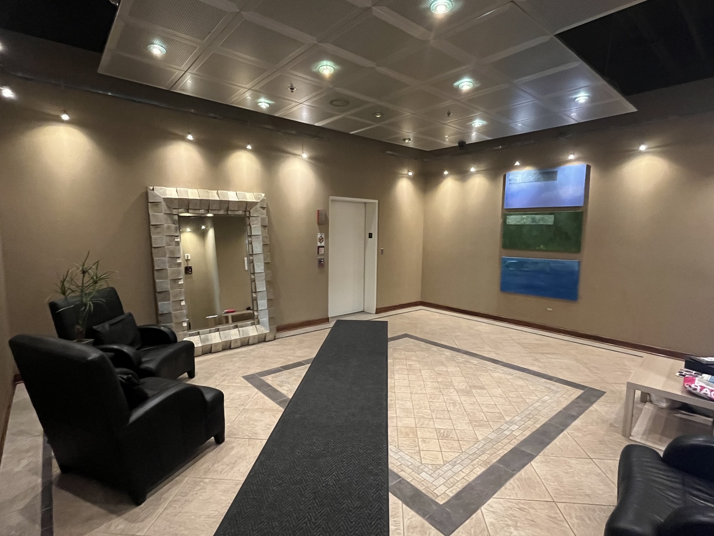 40 E Northwest Highway 202