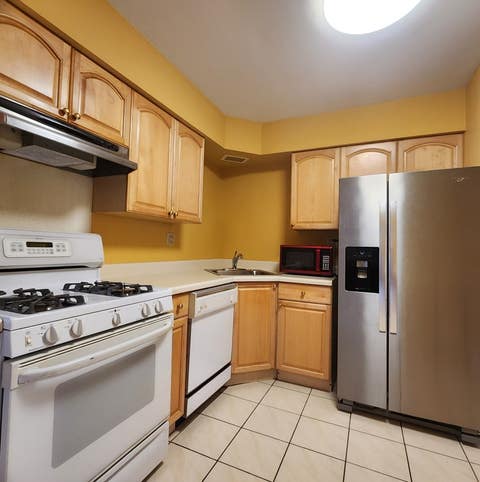 Tiny photo for 402 Honey Locust Drive, Wheeling, IL 60090 (MLS # 12688939)