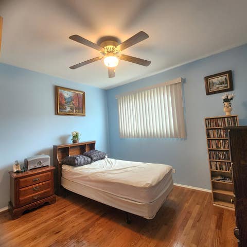 Tiny photo for 402 Honey Locust Drive, Wheeling, IL 60090 (MLS # 12688939)