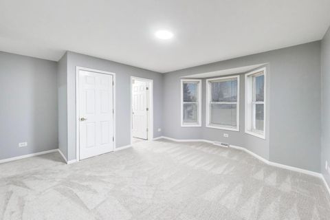 Tiny photo for 910 Shetland Court, Grayslake, IL 60030 (MLS # 12589197)