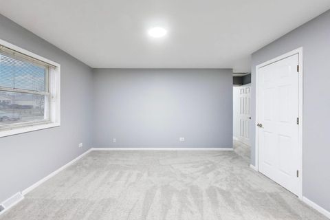 Tiny photo for 910 Shetland Court, Grayslake, IL 60030 (MLS # 12589197)