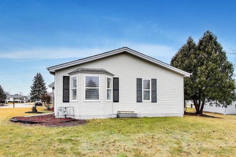 Tiny photo for 910 Shetland Court, Grayslake, IL 60030 (MLS # 12589197)