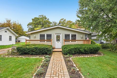 27630 N Hickory Street, Island Lake, IL 60042 - #: 12526940