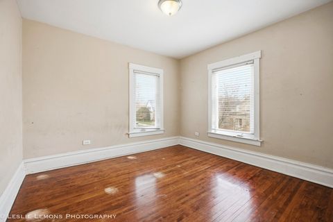 Tiny photo for 3437 Wesley Avenue, Berwyn, IL 60402 (MLS # 12615513)