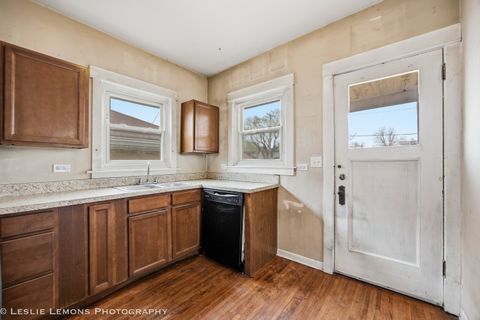 Tiny photo for 3437 Wesley Avenue, Berwyn, IL 60402 (MLS # 12615513)