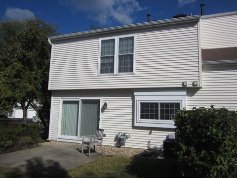 Tiny photo for 28 N Oltendorf Road, Streamwood, IL 60107 (MLS # 12490240)