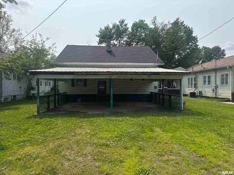 Tiny photo for 709 S VIRGINIA Street, Marion, IL 62959 (MLS # EB458227)