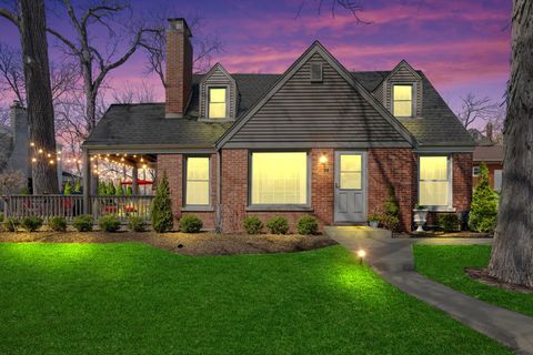 Tiny photo for 409 Valley Road, Itasca, IL 60143 (MLS # 12596640)