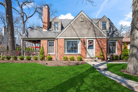 Photo of 409 Valley Road, Itasca, IL 60143 (MLS # 12596640)