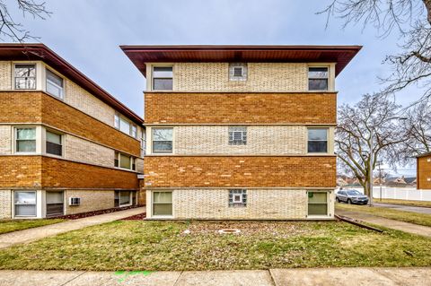 Tiny photo for 837 Lathrop Avenue #2E, Forest Park, IL 60130 (MLS # 12545249)