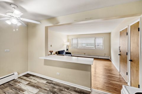 Tiny photo for 837 Lathrop Avenue #2E, Forest Park, IL 60130 (MLS # 12545249)