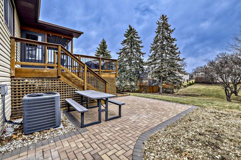 Tiny photo for 4175 Victoria Drive, Hoffman Estates, IL 60192 (MLS # 12578333)