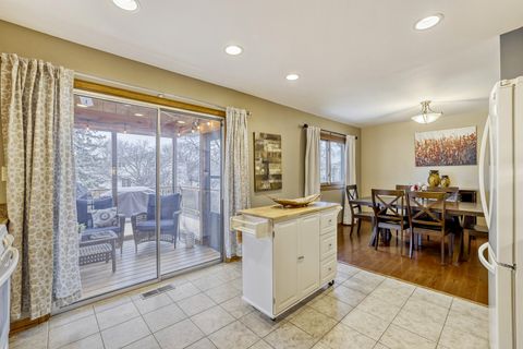 Tiny photo for 4175 Victoria Drive, Hoffman Estates, IL 60192 (MLS # 12578333)