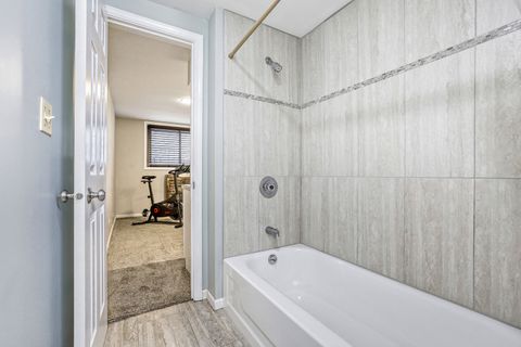 Tiny photo for 4175 Victoria Drive, Hoffman Estates, IL 60192 (MLS # 12578333)