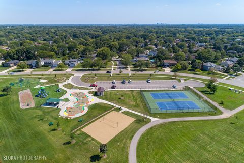 Tiny photo for 4175 Victoria Drive, Hoffman Estates, IL 60192 (MLS # 12578333)