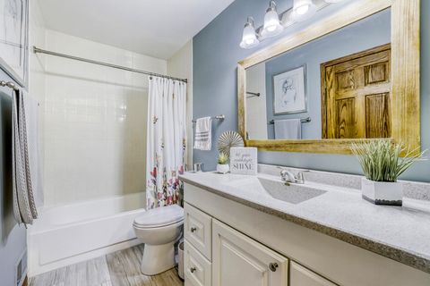 Tiny photo for 4175 Victoria Drive, Hoffman Estates, IL 60192 (MLS # 12578333)