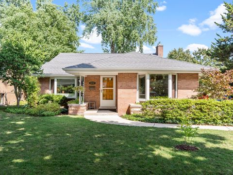 9237 Forestview Road Evanston IL 60203