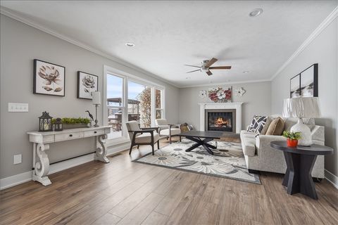 Tiny photo for 10 Prenzler Drive, Bloomington, IL 61704 (MLS # 12525308)