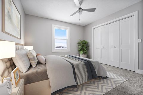 Tiny photo for 10 Prenzler Drive, Bloomington, IL 61704 (MLS # 12525308)