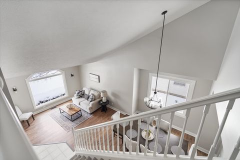 Tiny photo for 10 Prenzler Drive, Bloomington, IL 61704 (MLS # 12525308)