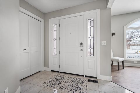 Tiny photo for 10 Prenzler Drive, Bloomington, IL 61704 (MLS # 12525308)