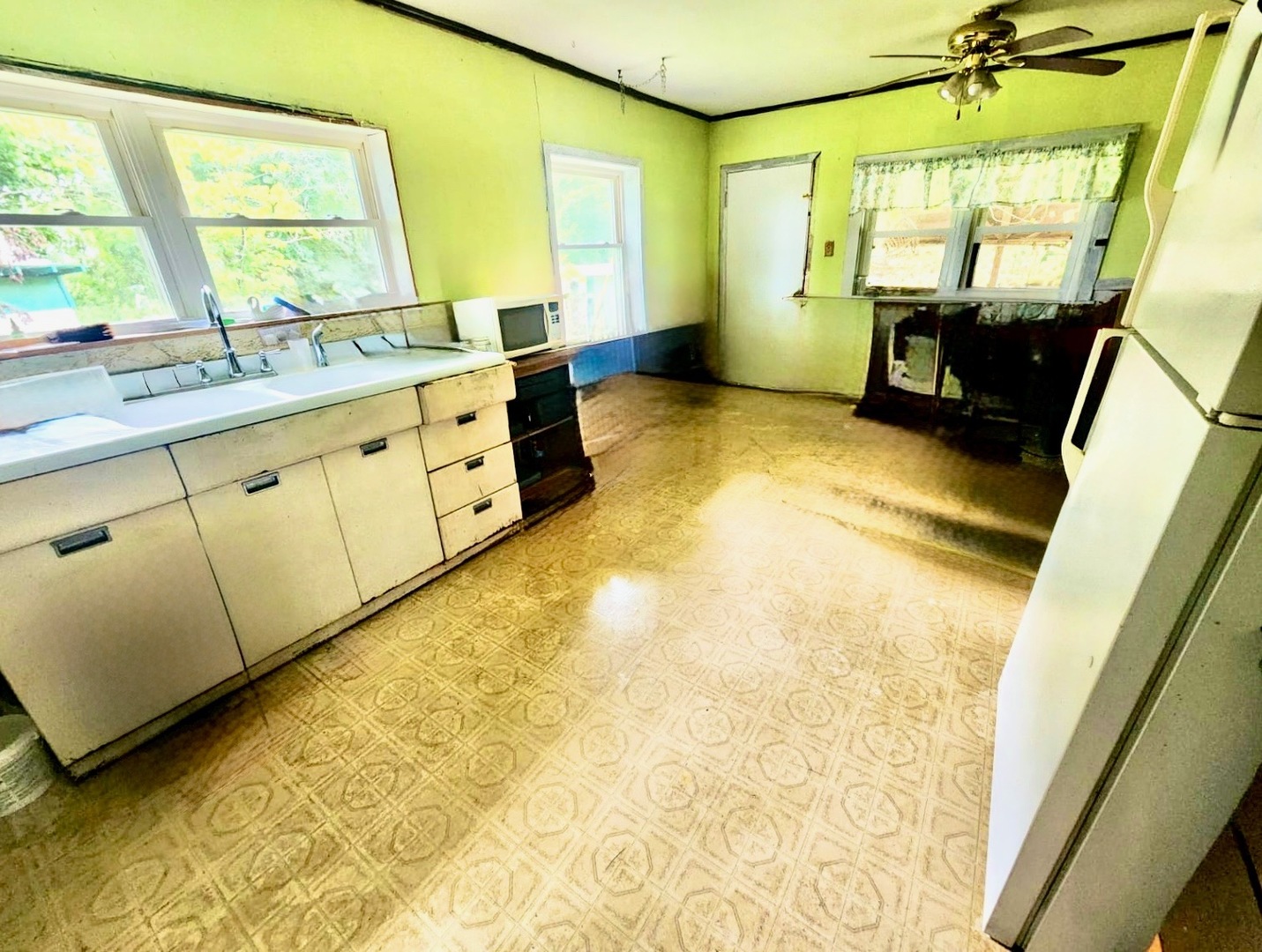 1435 Hoffman Road