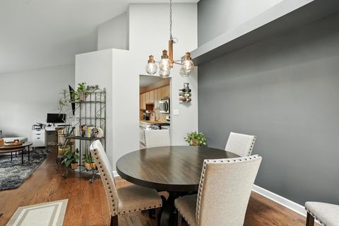 Tiny photo for 9334 DRUMMOND Drive #9334, Tinley Park, IL 60487 (MLS # 12421556)