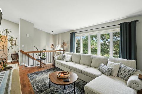 Tiny photo for 9334 DRUMMOND Drive #9334, Tinley Park, IL 60487 (MLS # 12421556)