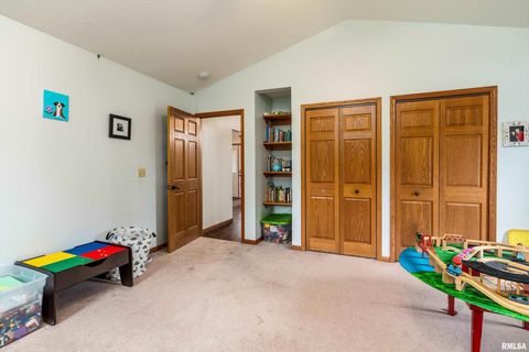 Tiny photo for 186 Bonnie Brae Road, Carbondale, IL 62901 (MLS # EB459672)